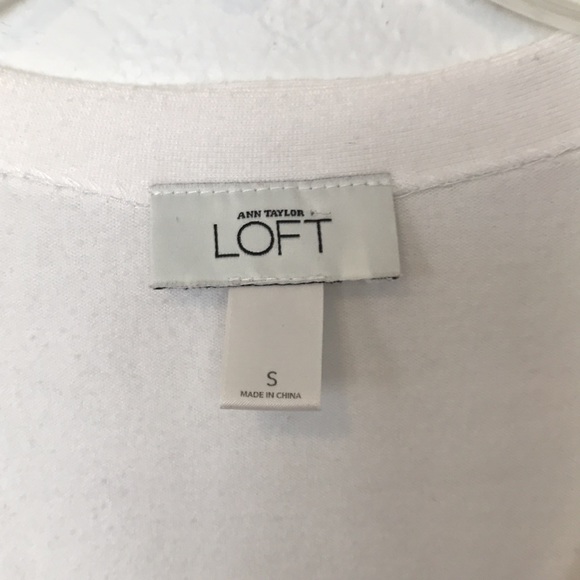 ANN TAYLOR LOFT SHORT SLEEVE LIGHT WEIGHT CREAM COLORED CARDIGAN SIZE S/P - Picture 4 of 5